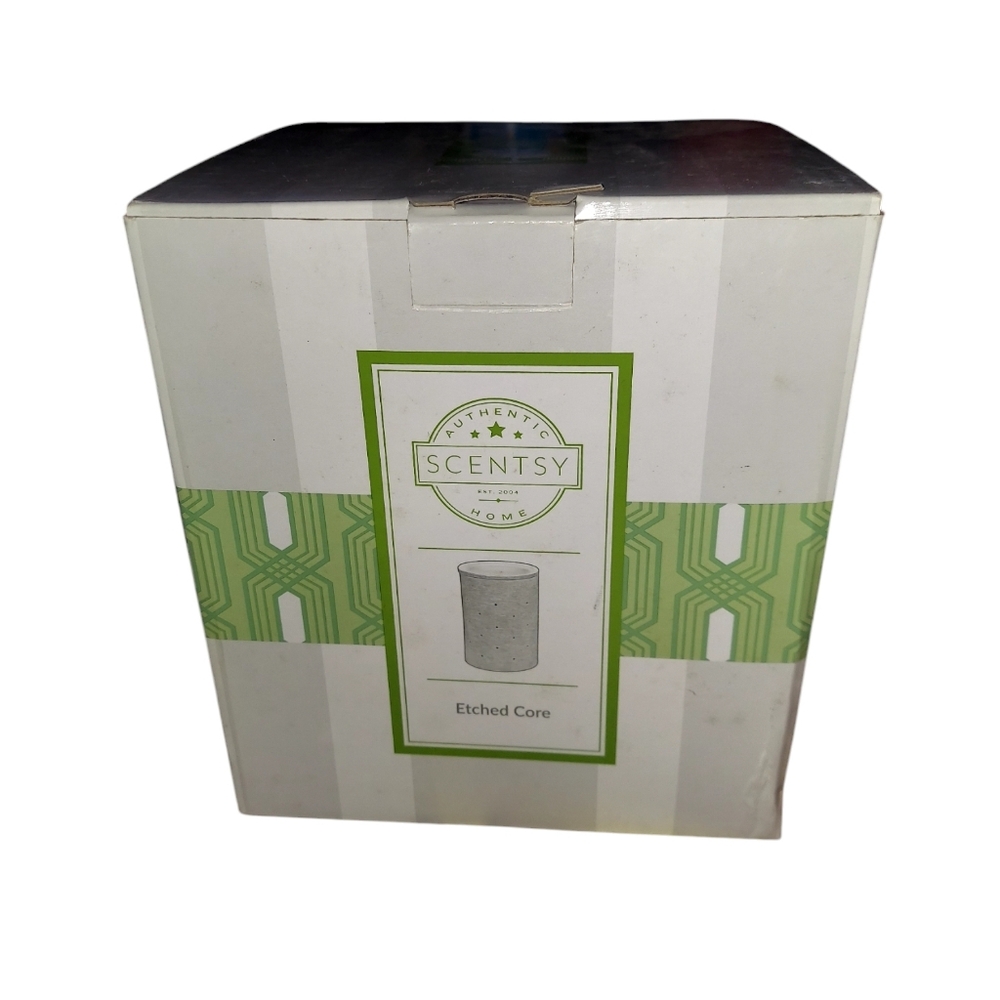 New Scentsy Etched Core White Warmer